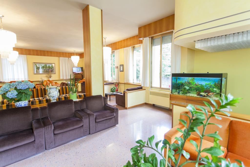 Tabiano Terme Hotel Rossini מראה חיצוני תמונה