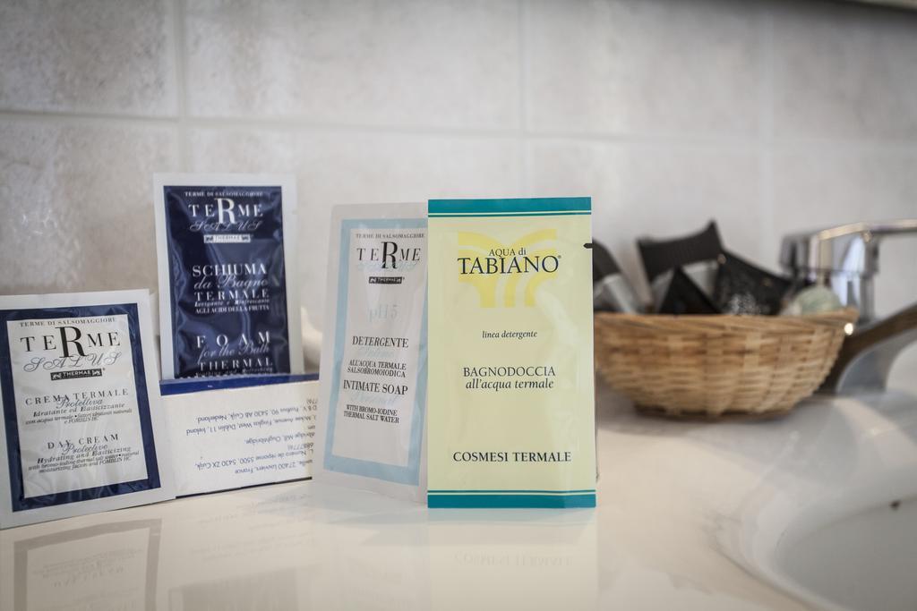 Tabiano Terme Hotel Rossini מראה חיצוני תמונה