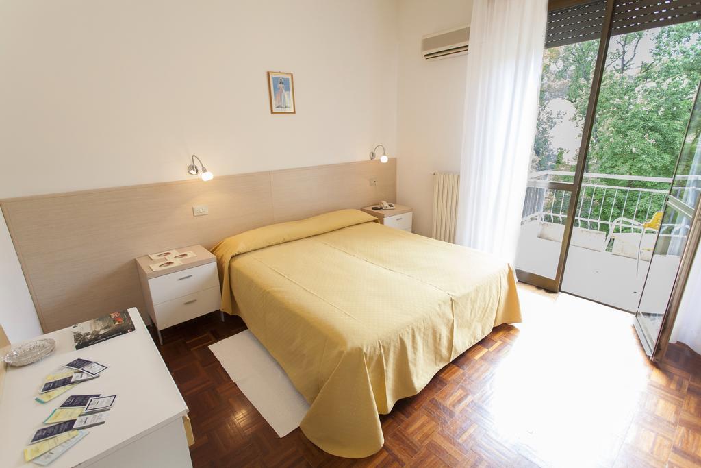 Tabiano Terme Hotel Rossini מראה חיצוני תמונה