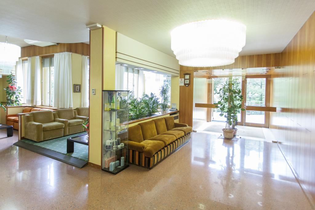 Tabiano Terme Hotel Rossini מראה חיצוני תמונה