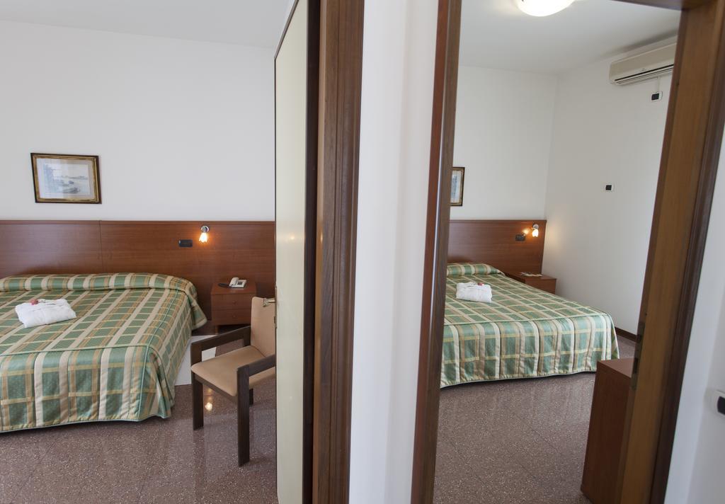 Tabiano Terme Hotel Rossini מראה חיצוני תמונה