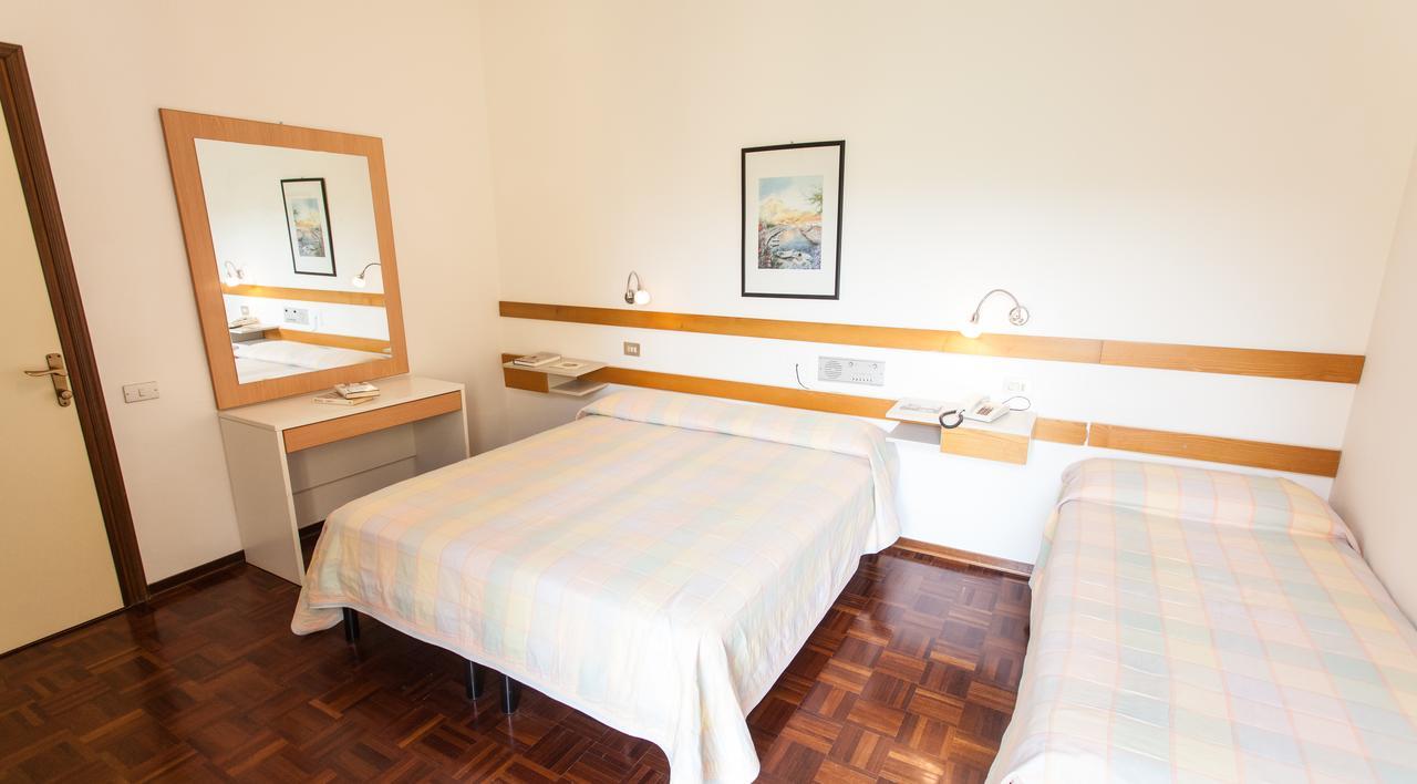 Tabiano Terme Hotel Rossini מראה חיצוני תמונה
