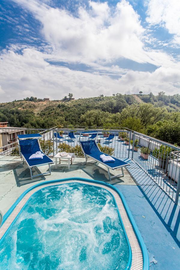 Tabiano Terme Hotel Rossini מראה חיצוני תמונה